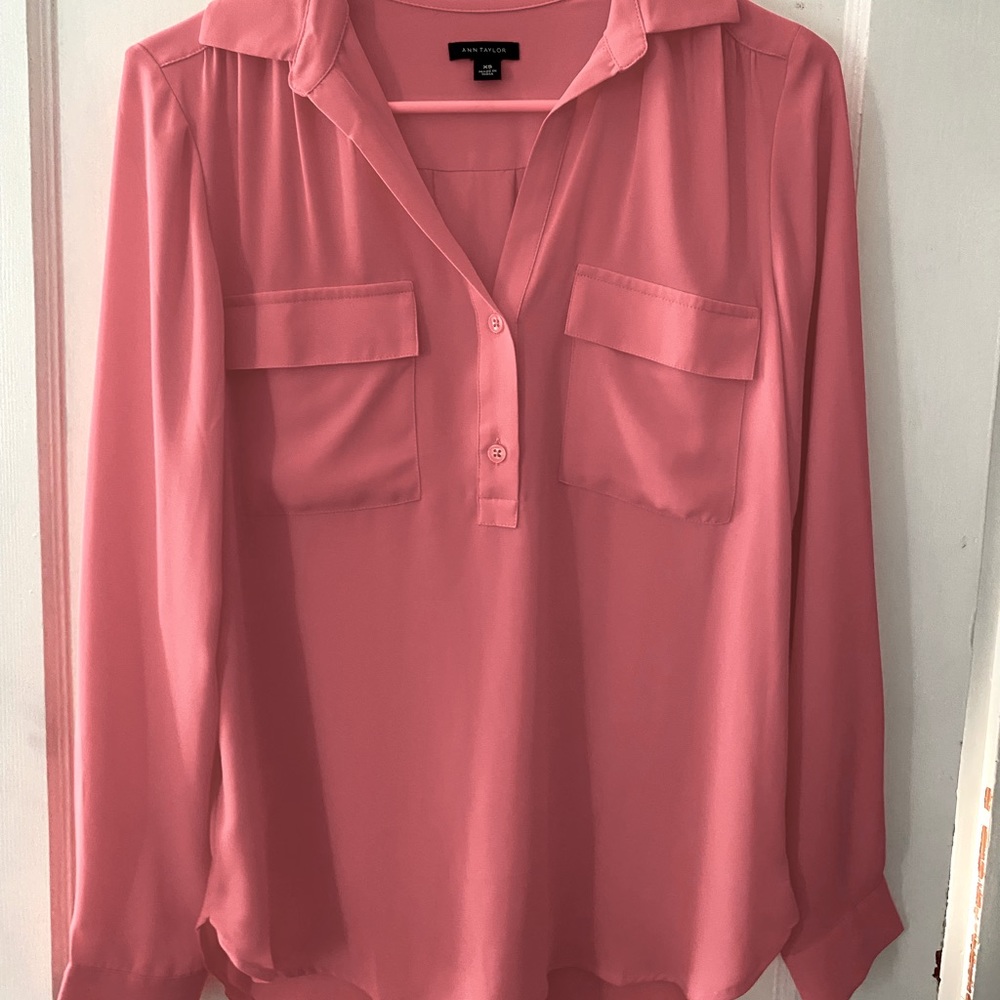 Ann Taylor women’s blouse coral pink